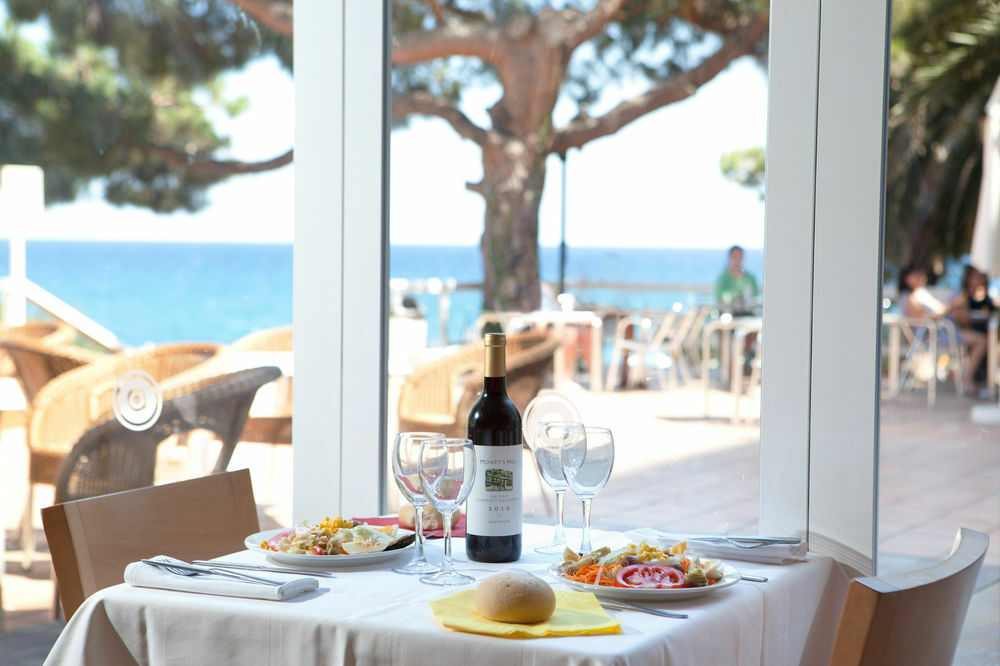 Hotel Htop Caleta Palace #htopbliss 4*