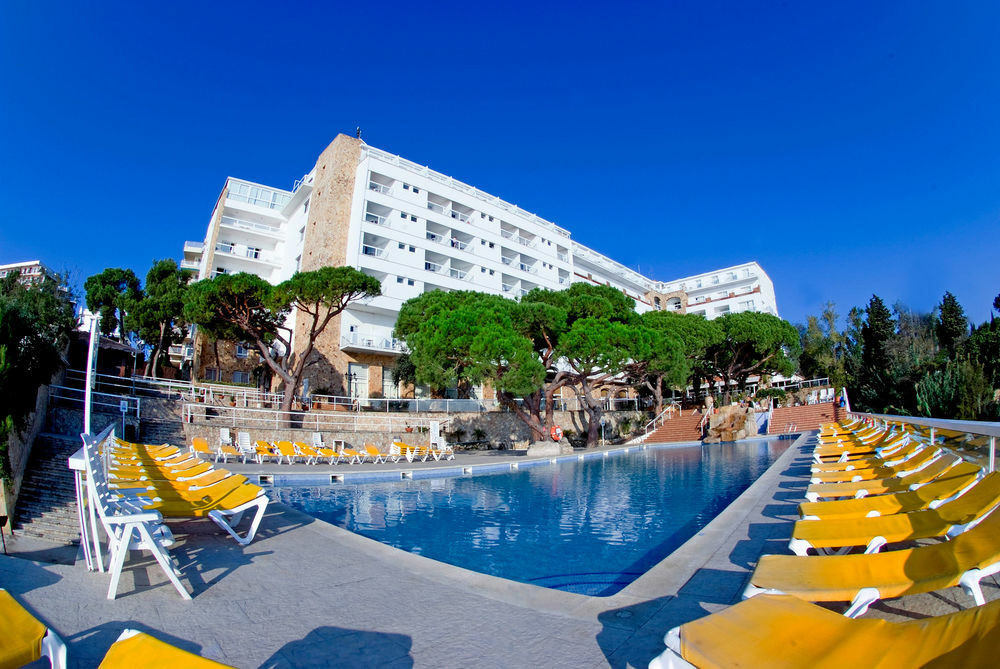 Hotel Htop Caleta Palace #htopbliss 4*